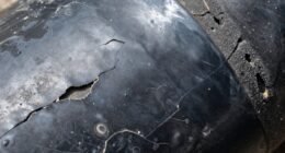 microscopic causes of seal failure